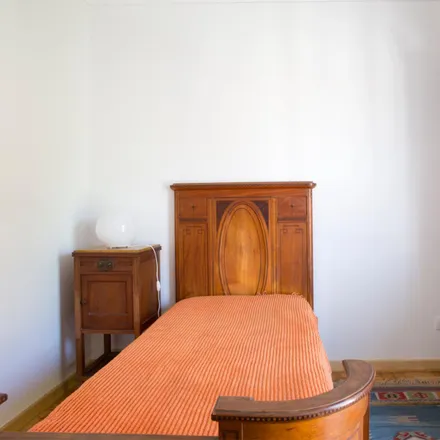 Rent this 4 bed room on Rua Actor Alves da Cunha in 1500-481 Lisbon, Portugal