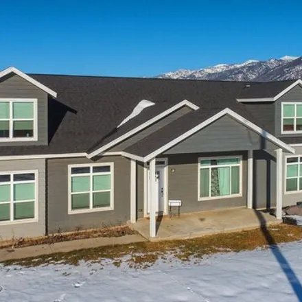 Buy this 5 bed house on 446 Clark Lane County Road 115 in Star Valley Ranch, WY 83118