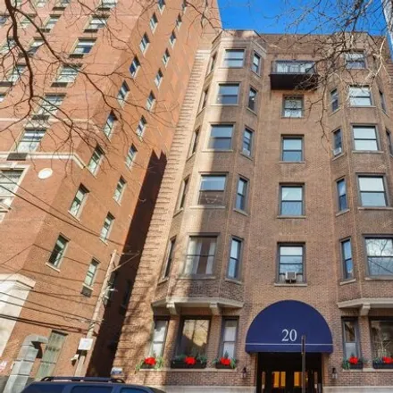 Buy this 1 bed condo on 20 East Goethe Street in Chicago, IL 60610