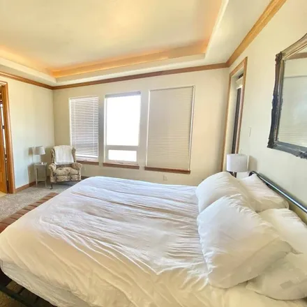 Rent this 3 bed house on Pocatello