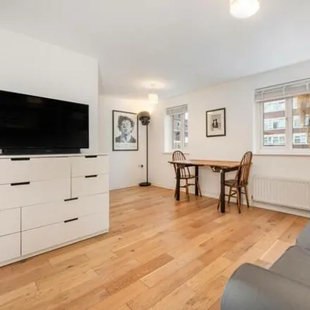 Buy this 1 bed apartment on Shaftsbury Court in Shaftesbury Street, London