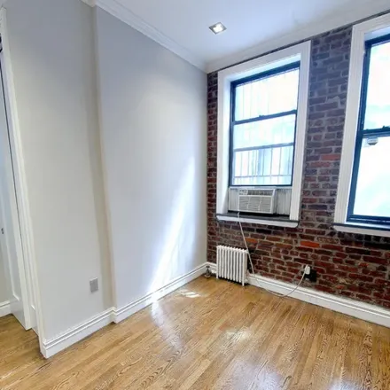 Image 5 - 410 East 13th Street, New York, NY 10009, USA - Apartment for rent