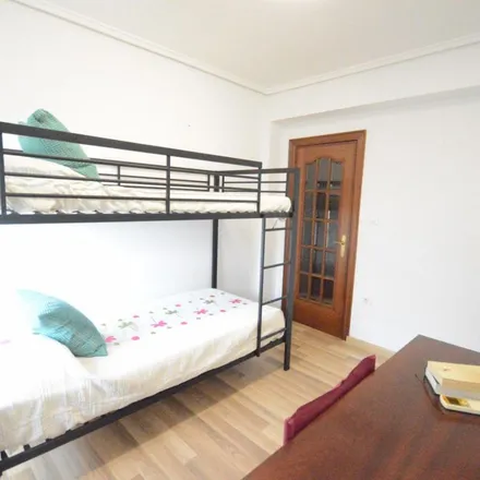 Rent this 3 bed apartment on Carrer de Sant Vicent de Paül in 16, 46019 Valencia