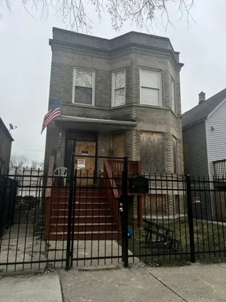 Buy this 8 bed house on 6329 South Wolcott Avenue in Chicago, IL 60636