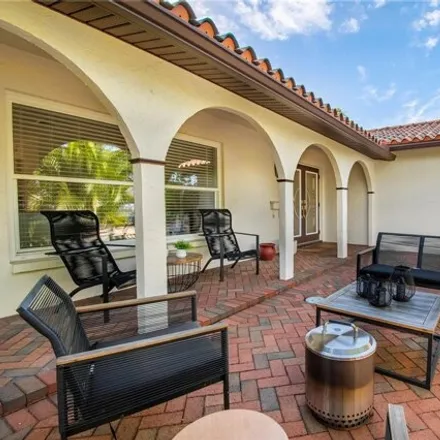 Image 5 - 1208 80th Street South, Saint Petersburg, FL 33707, USA - House for sale