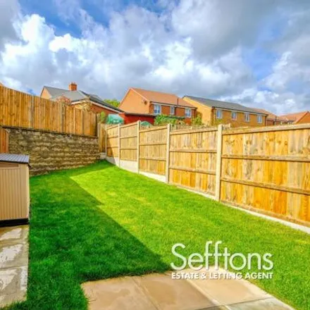 Image 4 - Timber Close, Hellesdon, NR6 5FT, United Kingdom - Townhouse for sale