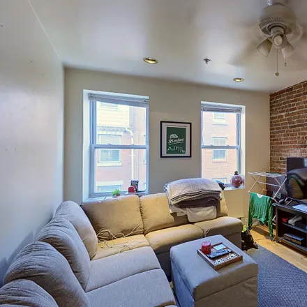 Rent this 1 bed apartment on #8 in 91 Prince Street, North End