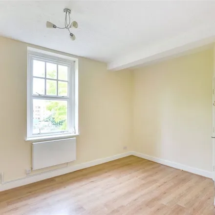 Rent this 1 bed apartment on Avonley Road in London, SE14 5FJ