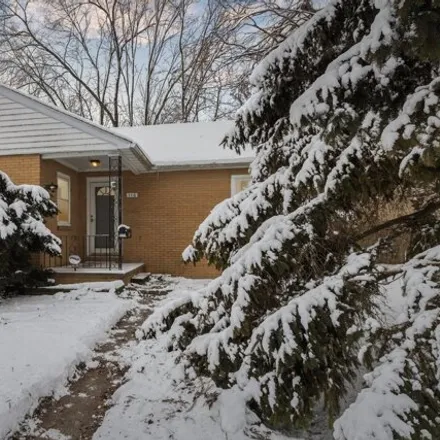 Buy this 2 bed house on 186 21st Street in Bay City, MI 48708