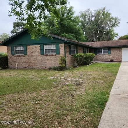 Rent this 4 bed house on 216 Parkside Avenue in Lakeside, Clay County