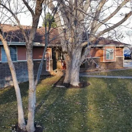 Buy this 5 bed house on 1476 Elbow Bend in Dodge City, KS 67801