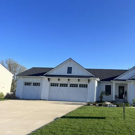 Buy this 5 bed house on 3198 Doral Drive in Georgetown Charter Township, MI 49426
