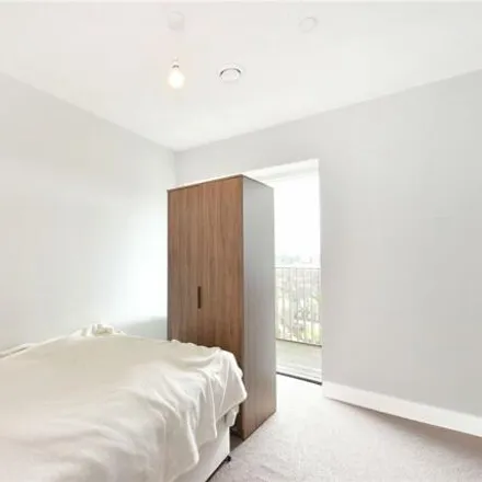 Image 7 - Lumire, Newham Way, London, E16 1YU, United Kingdom - House for sale