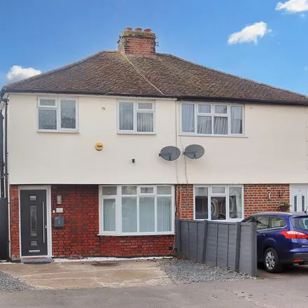 Rent this 3 bed duplex on Thrupps Avenue in West End, KT12 4NA