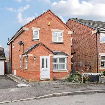 Rent this 3 bed house on 12 Stradbroke Close in Lowton Common, WA3 1AS