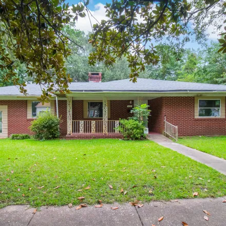Buy this 3 bed house on 415 South 15th Street in Delgado, Wilmington