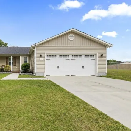 Buy this 3 bed house on 103 Eagle Ridge Drive in Onslow County, NC 28518
