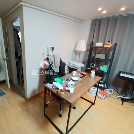Rent this 1 bed apartment on 서울특별시 서초구 서초동 1507-48