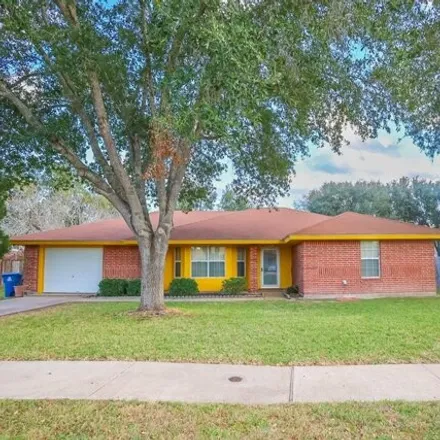 Buy this 3 bed house on 1344 Yosemite Drive in Beeville, TX 78102