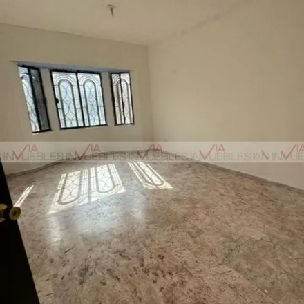 Rent this 4 bed house on Calle Sevilla 408 in Andalucía, 66470 San Nicolás de los Garza