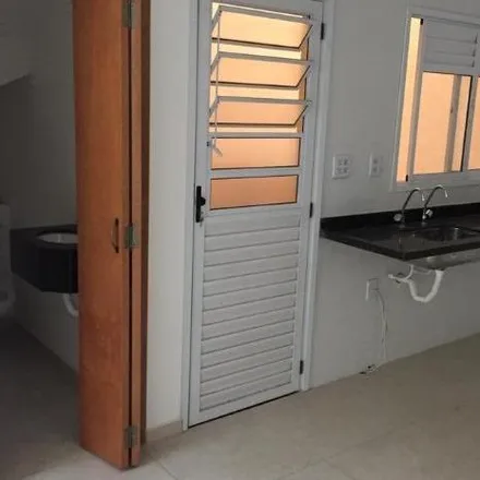Buy this 3 bed house on Avenida João XXIII 129 in Carrão, São Paulo - SP