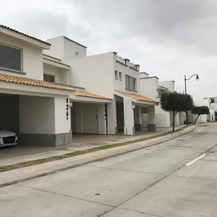 Buy this 3 bed house on Circuito Mayorazgo de Cortés in Mayorazgo de cortés, 46140 León