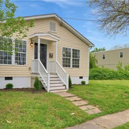 Buy this 3 bed house on 1110 North 33rd Street in Richmond, VA 23223