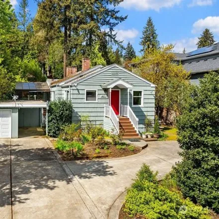 Buy this 3 bed house on 1411 112th Avenue Northeast in Bellevue, WA 98004