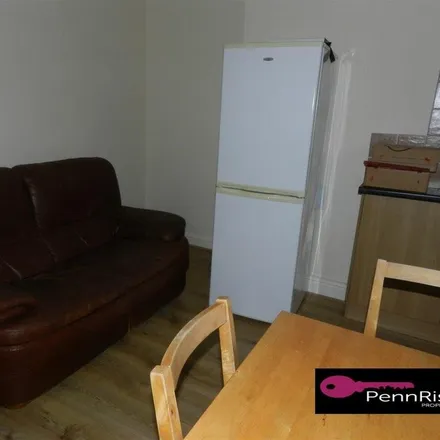 Rent this 3 bed apartment on Northcote Street in Cardiff, CF24 3BH