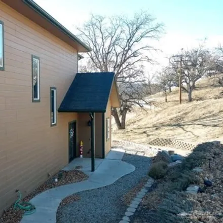Image 3 - 29800 Greenwater Dr, Tehachapi, California, 93561 - House for rent