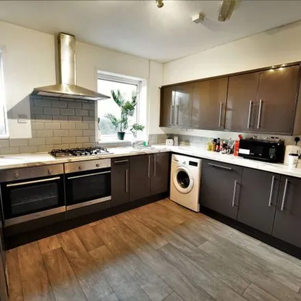 Rent this 7 bed apartment on 22 Wilford Lane in West Bridgford, NG2 7RH