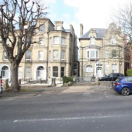 Image 2 - The Drive, Hove, BN3 3QB, United Kingdom - Apartment for rent