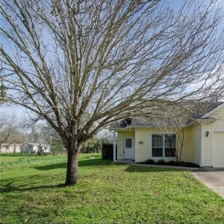 Rent this 3 bed house on 299 North Fowlkes Street in Sealy, TX 77474