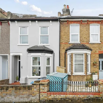 Buy this 3 bed townhouse on Addison Road in Chatterton Village, London