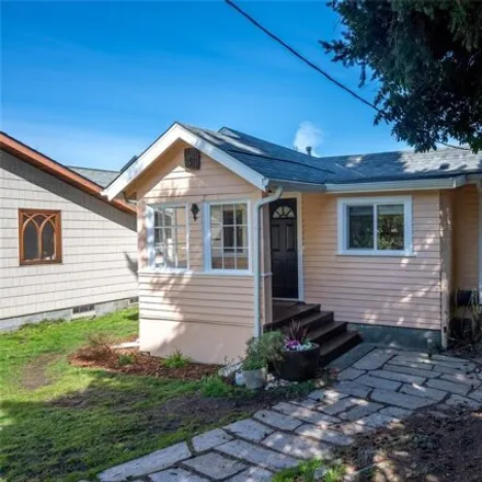 Buy this 2 bed house on 324 Northwest 80th Street in Seattle, WA 98117