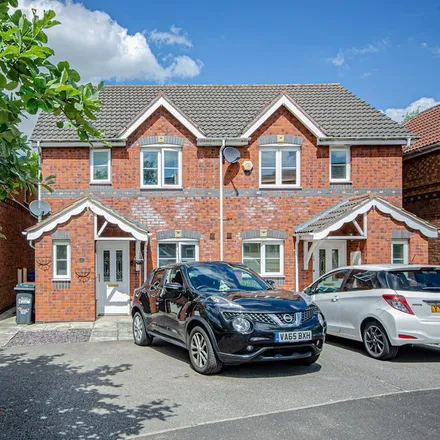 Rent this 3 bed duplex on Brambles Chase in Sandiway, CW8 2DE