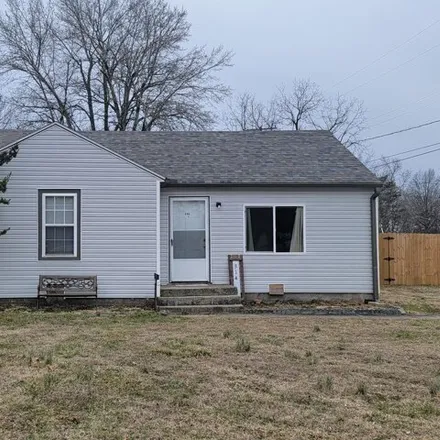 Buy this 2 bed house on 316 East Springfield Street in Aurora, MO 65605
