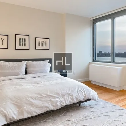 Rent this 2 bed apartment on Via 57 West in 625 West 57th Street, New York