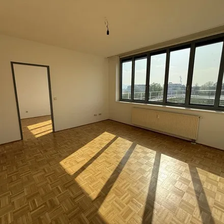 Image 3 - Trinity Column, Main Square, 4020 Linz, Austria - Apartment for rent