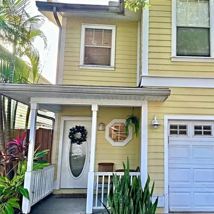 Buy this 2 bed townhouse on 407 South Newport Avenue in Tampa, FL 33606