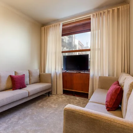 Rent this 4 bed apartment on 4000-247 Distrito de Leiria