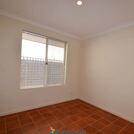 Image 9 - Irving Avenue, Falcon WA, Australia - Apartment for rent