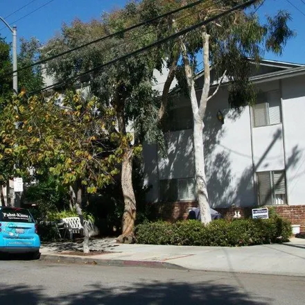 Rent this 2 bed apartment on 1180 Belmont Avenue in Long Beach, CA 90804