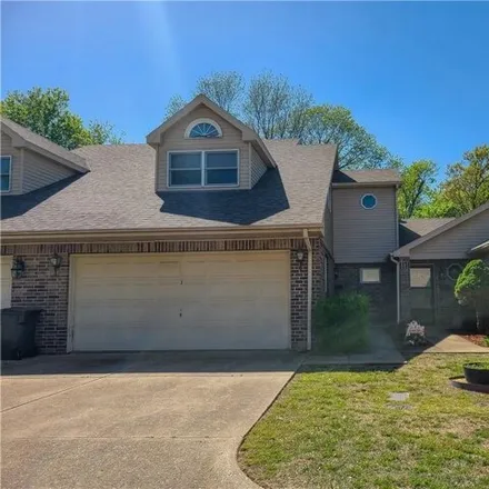 Rent this 2 bed townhouse on 1020 West Cypress Street in Rogers, AR 72756