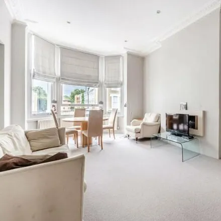 Image 3 - 18 Coleherne Road, London, SW10 9BS, United Kingdom - Apartment for sale