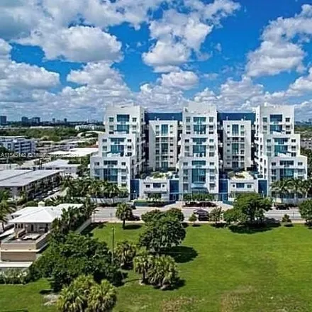 Rent this 1 bed condo on 7600 Collins Ave Apt 901 in Miami Beach, Florida
