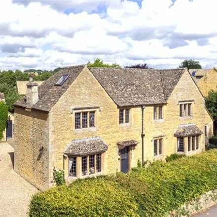 Buy this 4 bed house on Moore Health Centre in Moore Road, Bourton-on-the-Water