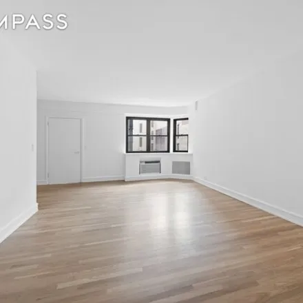 Image 9 - 1334 3rd Avenue, New York, NY 10021, USA - Apartment for sale