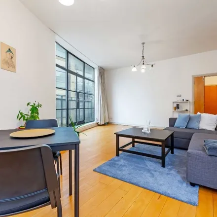 Rent this 2 bed apartment on Planet Organic in 132 Commercial Street, Spitalfields