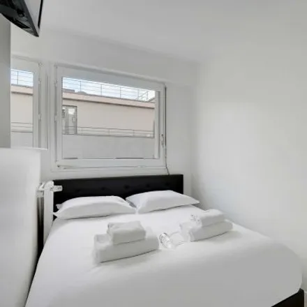 Image 8 - 10 Rue du Bouquet de Longchamp, 75116 Paris, France - Apartment for rent